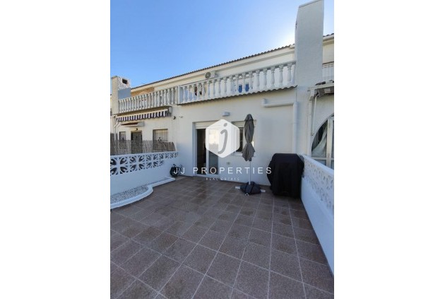 Z drugiej ręki - Szalet -
Torrevieja