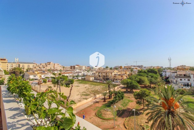 Tweedehands - Penthouse -
Torrevieja - Punta prima