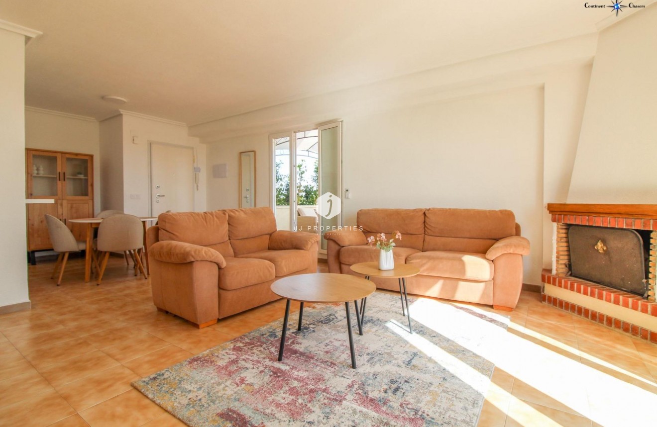 Tweedehands - Penthouse -
Torrevieja - Punta prima