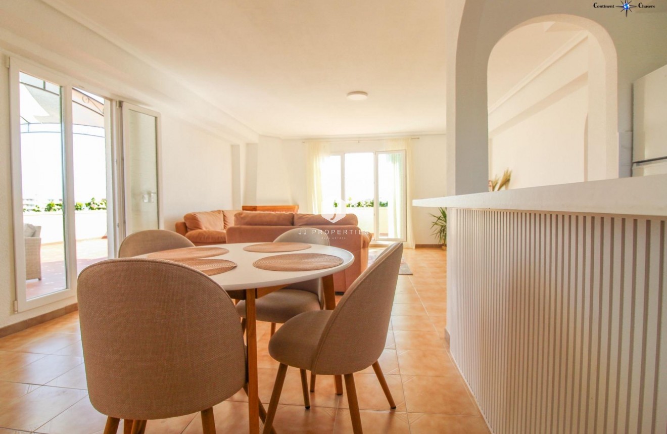 Tweedehands - Penthouse -
Torrevieja - Punta prima