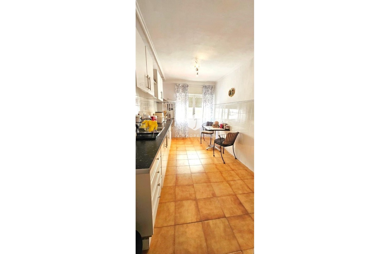 Tweedehands - Appartement / flat -
Bigastro - Comunidad Valenciana