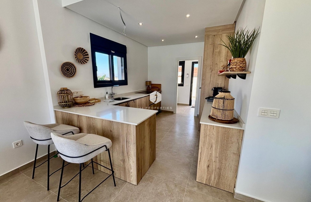 Obra nueva - Villa -
Rafal - polideportivo