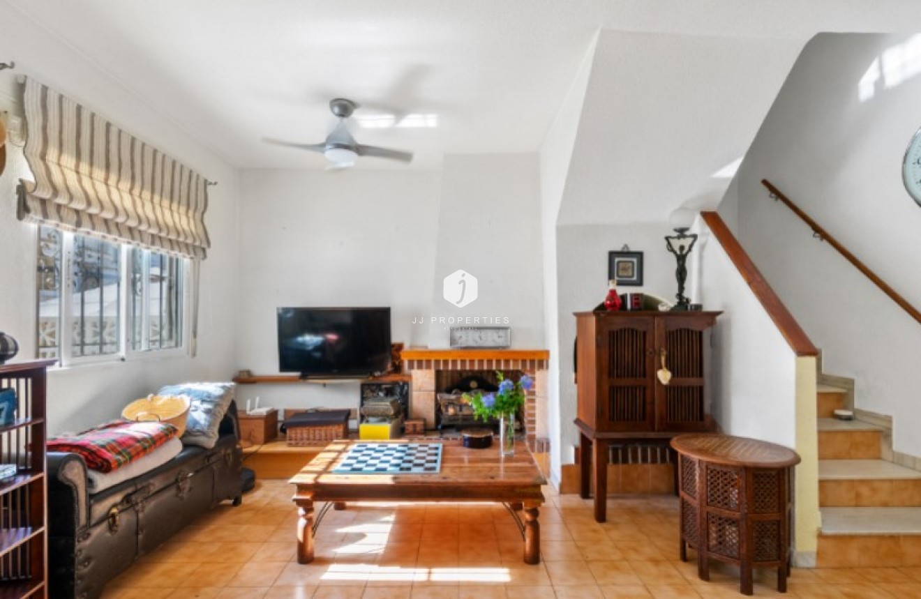 D'occasion - Chalet -
Torrevieja - Costa Blanca