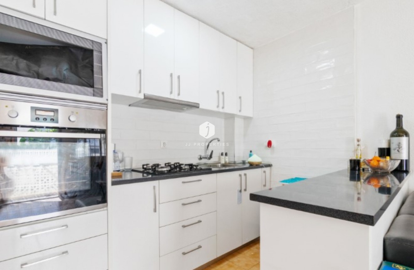 D'occasion - Chalet -
Torrevieja - Costa Blanca