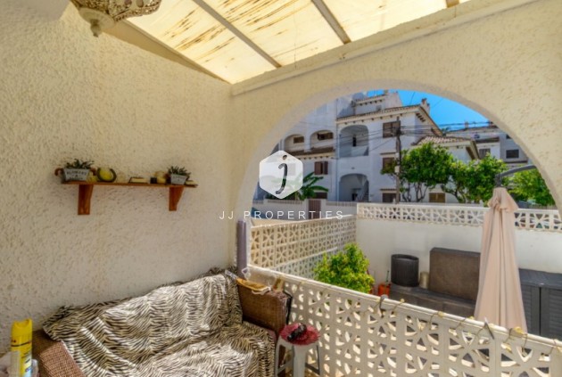 D'occasion - Chalet -
Torrevieja - Costa Blanca