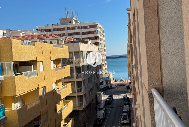 Resale - Apartment / flat -
Torrevieja - Costa Blanca
