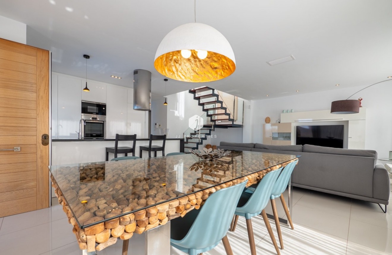 Resale - Villa -
Ciudad Quesada - Costa Blanca