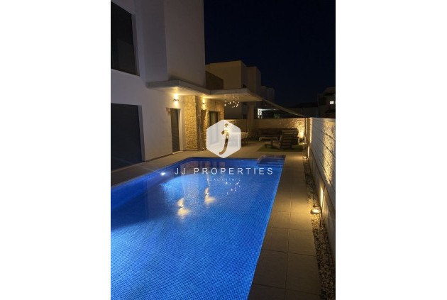 Resale - Villa -
Ciudad Quesada - Costa Blanca