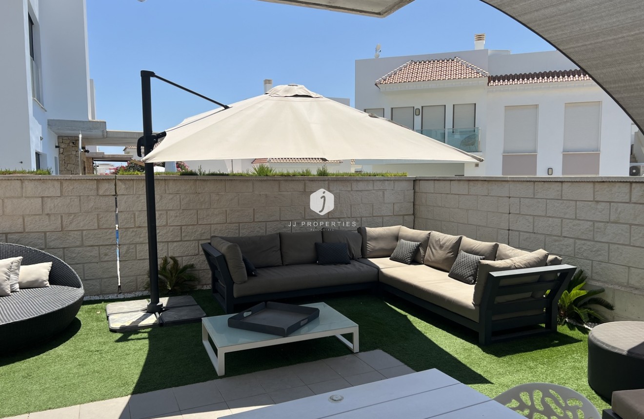 Resale - Villa -
Ciudad Quesada - Costa Blanca