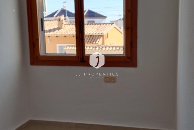 Aus zweiter Hand - Chalet -
Torrevieja - Los Balcones