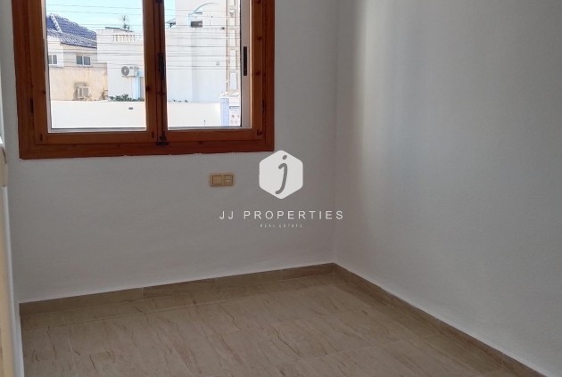 Aus zweiter Hand - Chalet -
Torrevieja - Los Balcones