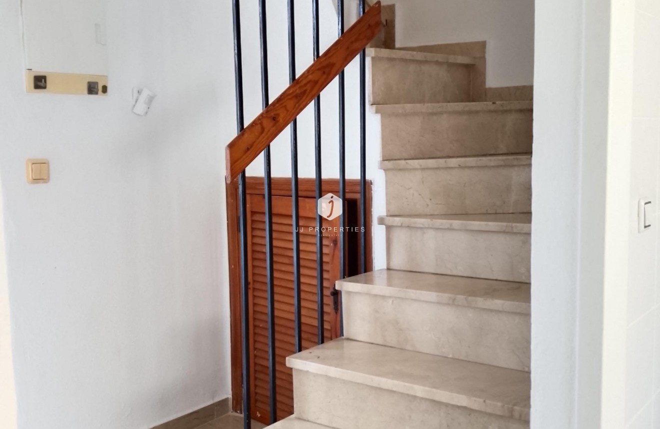 Aus zweiter Hand - Chalet -
Torrevieja - Los Balcones