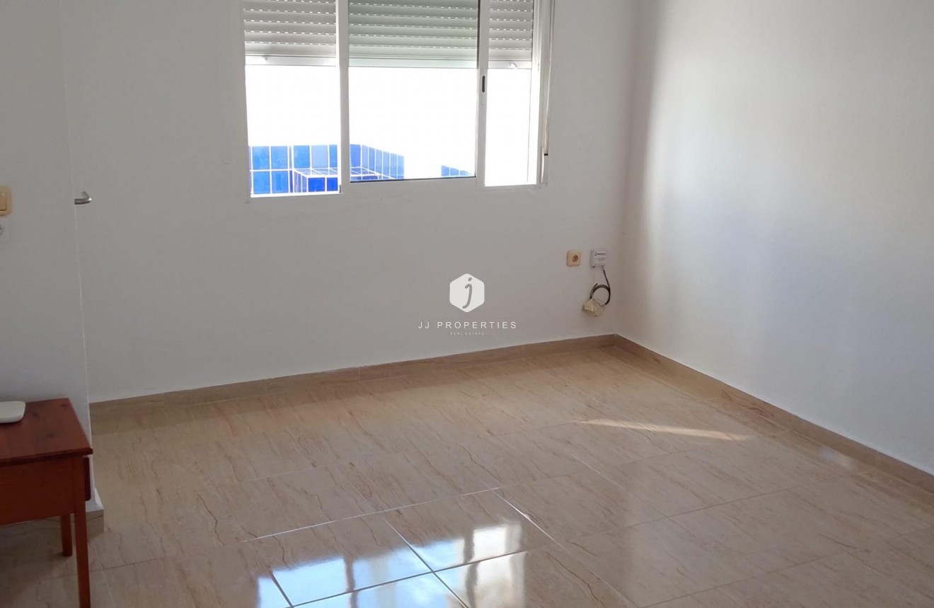 Aus zweiter Hand - Chalet -
Torrevieja - Los Balcones