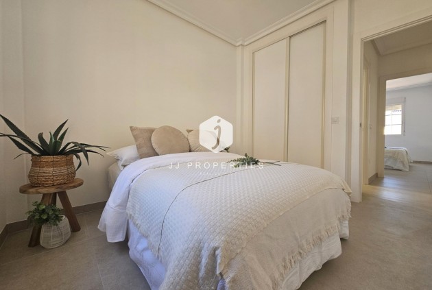 Resale - Apartment / flat -
Orihuela Costa - Lomas de Cabo Roig