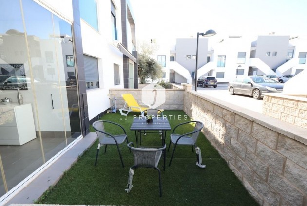 Segunda mano - Bungalow -
Orihuela Costa - Costa Blanca