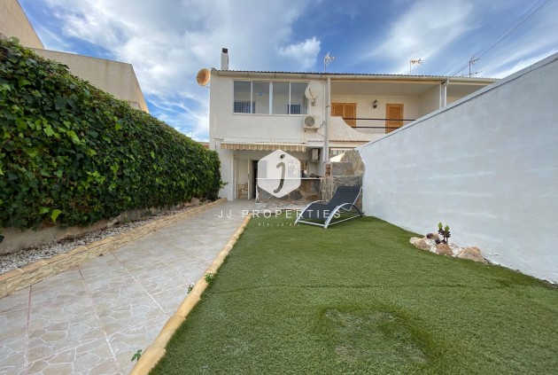 D'occasion - Chalet -
Los Balcones - Costa Blanca