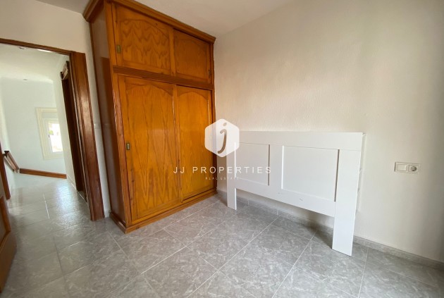 D'occasion - Chalet -
Los Balcones - Costa Blanca