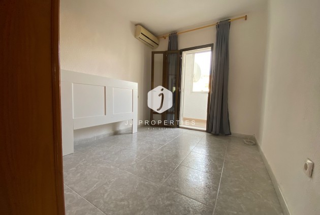 D'occasion - Chalet -
Los Balcones - Costa Blanca