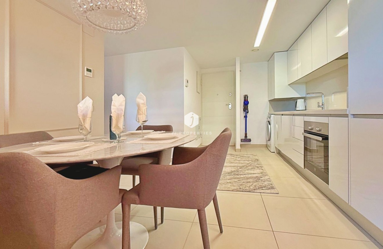 Z drugiej ręki - Mieszkanie w bloku -
Torrevieja - Costa Blanca