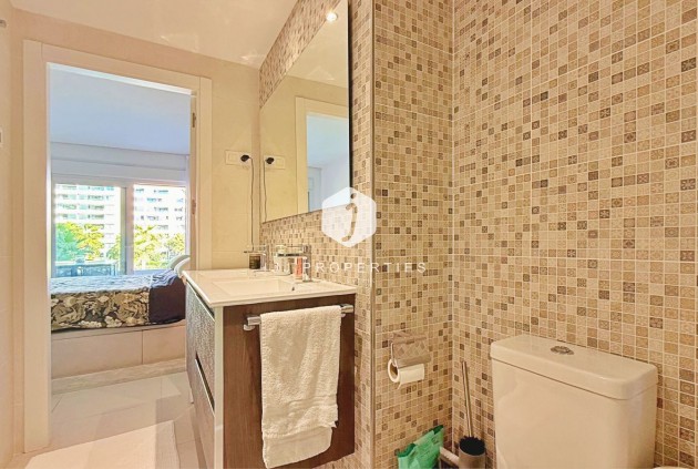 Z drugiej ręki - Mieszkanie w bloku -
Torrevieja - Costa Blanca