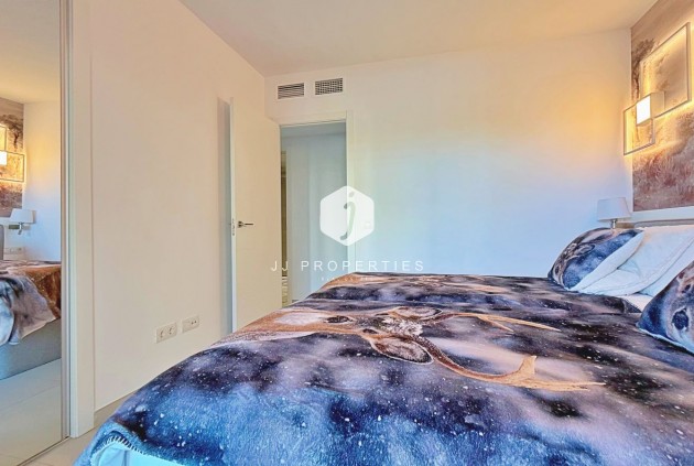 Z drugiej ręki - Mieszkanie w bloku -
Torrevieja - Costa Blanca