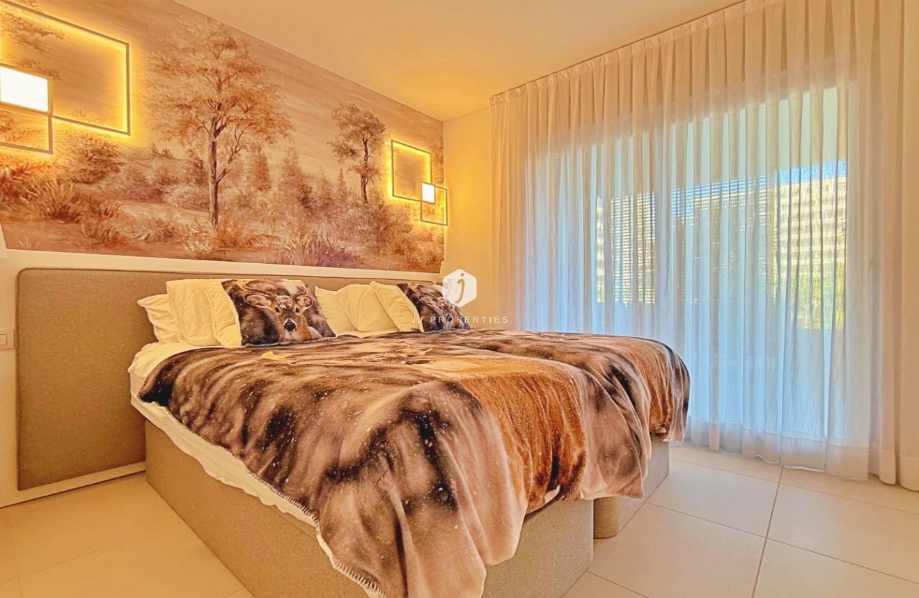 Z drugiej ręki - Mieszkanie w bloku -
Torrevieja - Costa Blanca