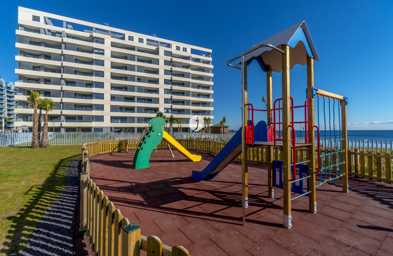 Z drugiej ręki - Mieszkanie w bloku -
Torrevieja - Costa Blanca