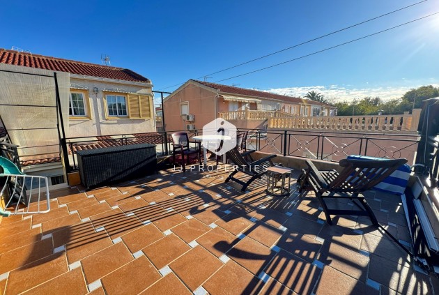 Aus zweiter Hand - Chalet -
Torrevieja - Costa Blanca