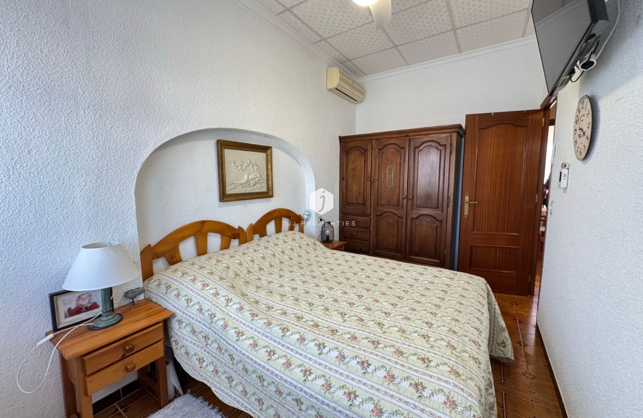 Aus zweiter Hand - Chalet -
Torrevieja - Costa Blanca