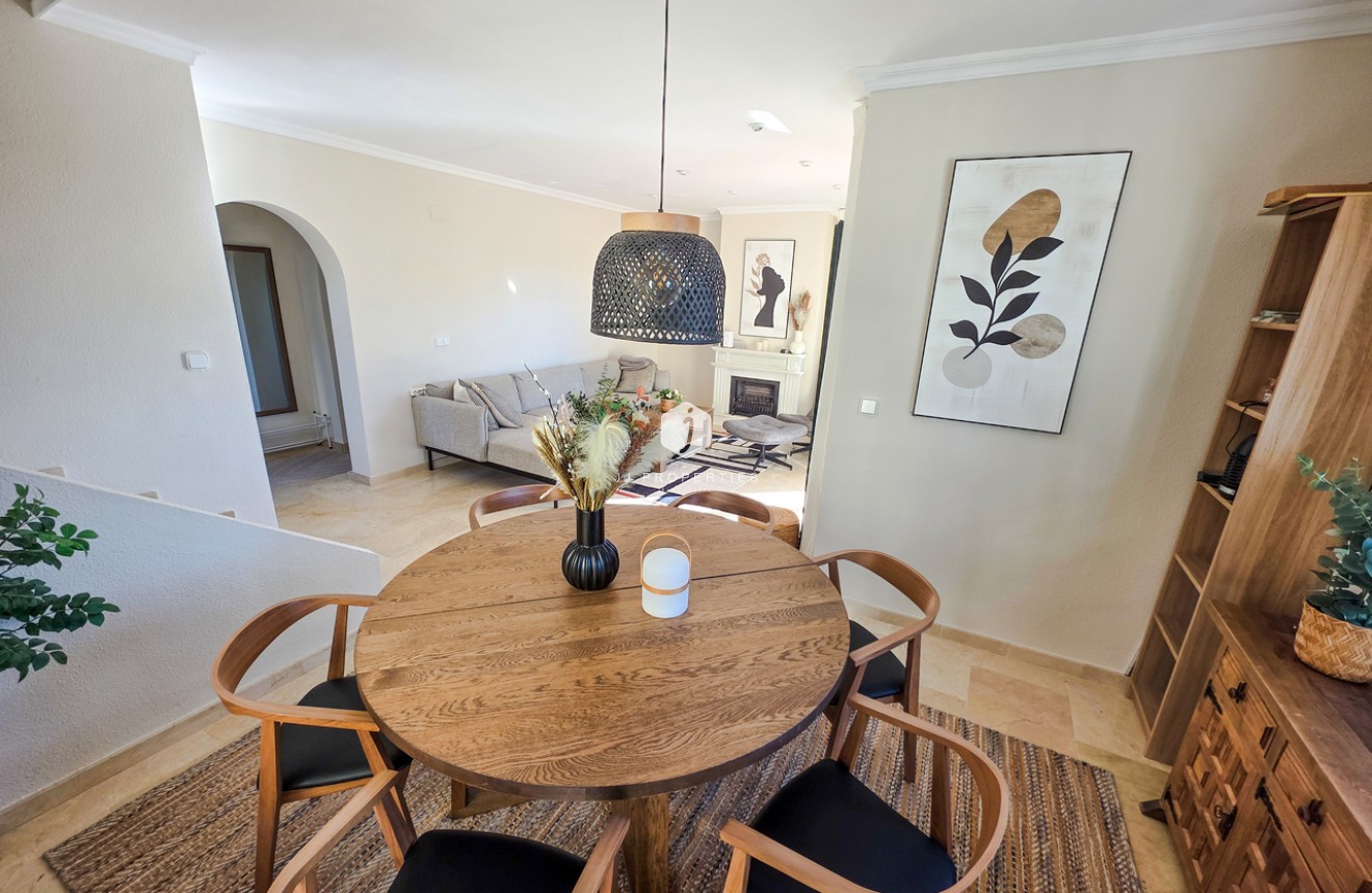 Tweedehands - Villa -
Los Dolses - Inland