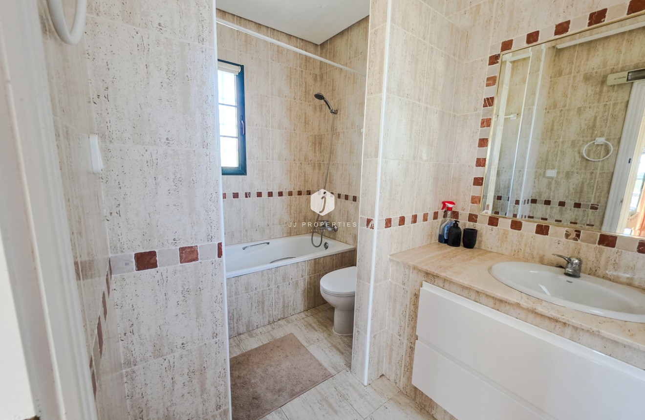 Tweedehands - Villa -
Los Dolses - Inland