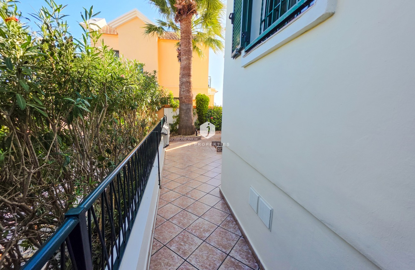 Tweedehands - Villa -
Los Dolses - Inland