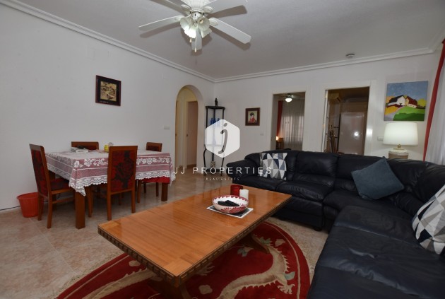 Z drugiej ręki - Villa -
Algorfa - Inland