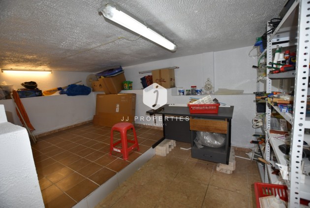 Z drugiej ręki - Villa -
Algorfa - Inland