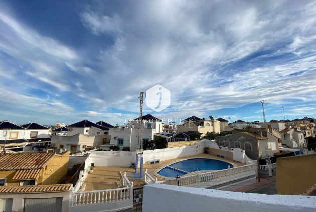 D'occasion - Chalet -
Los Balcones - Costa Blanca