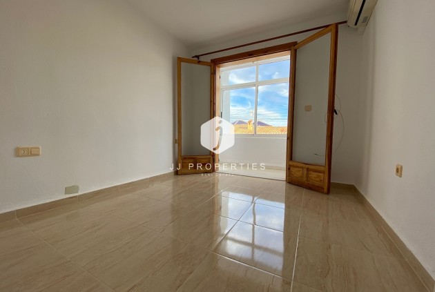 D'occasion - Chalet -
Los Balcones - Costa Blanca