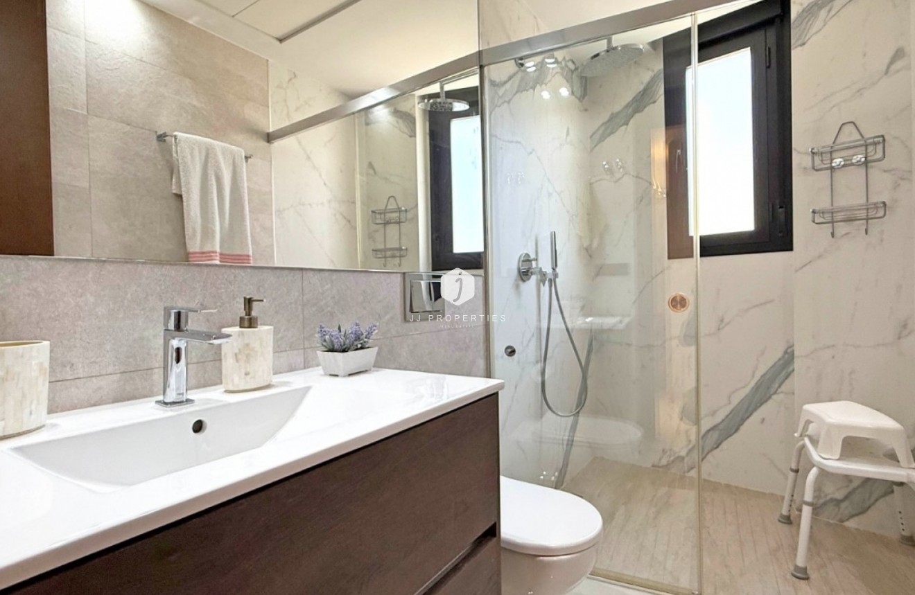 Aus zweiter Hand - Villa -
Orihuela Costa - Costa Blanca