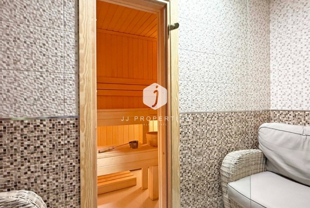 Aus zweiter Hand - Villa -
Orihuela Costa - Costa Blanca