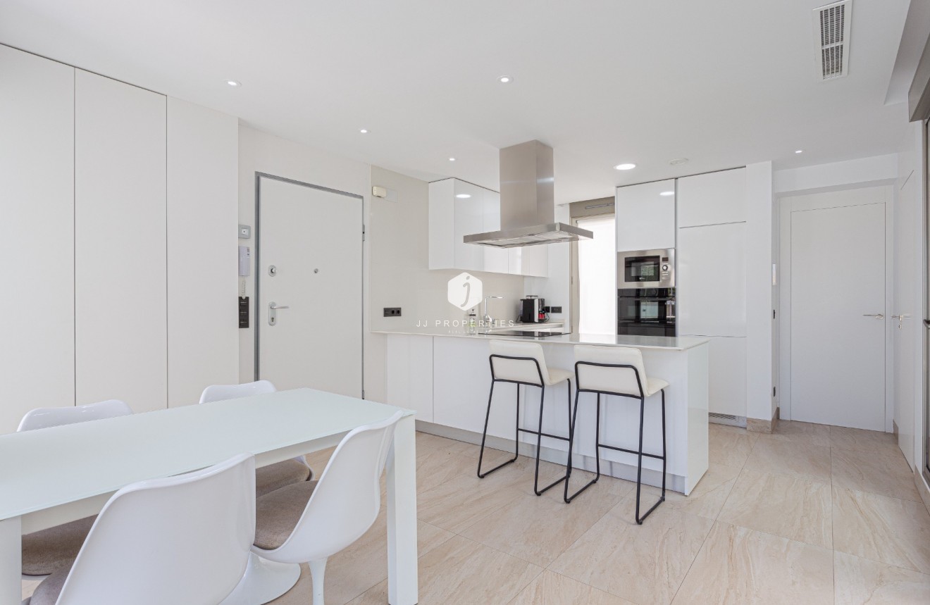 Aus zweiter Hand - Villa -
Orihuela Costa - Costa Blanca