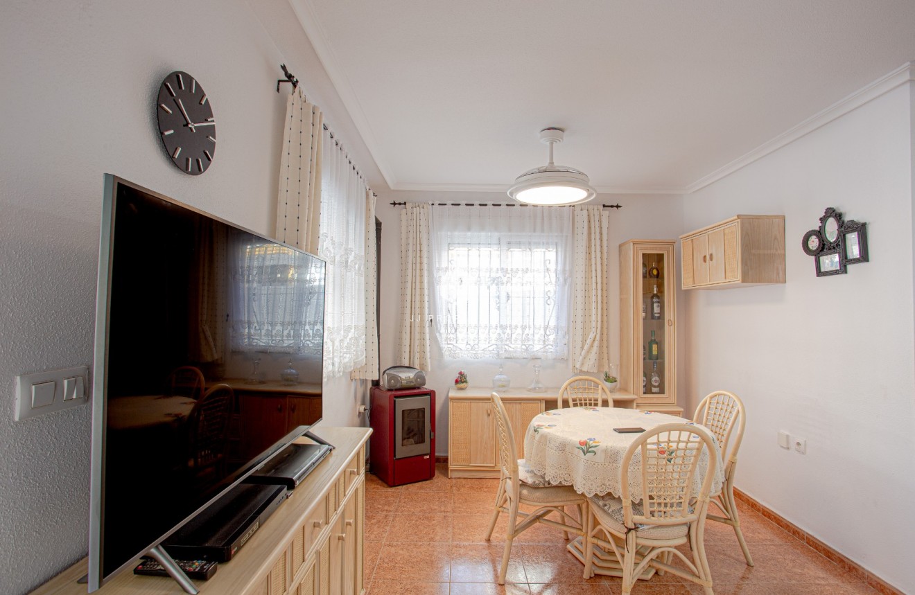 Segunda mano - Villa -
Orihuela Costa - Costa Blanca