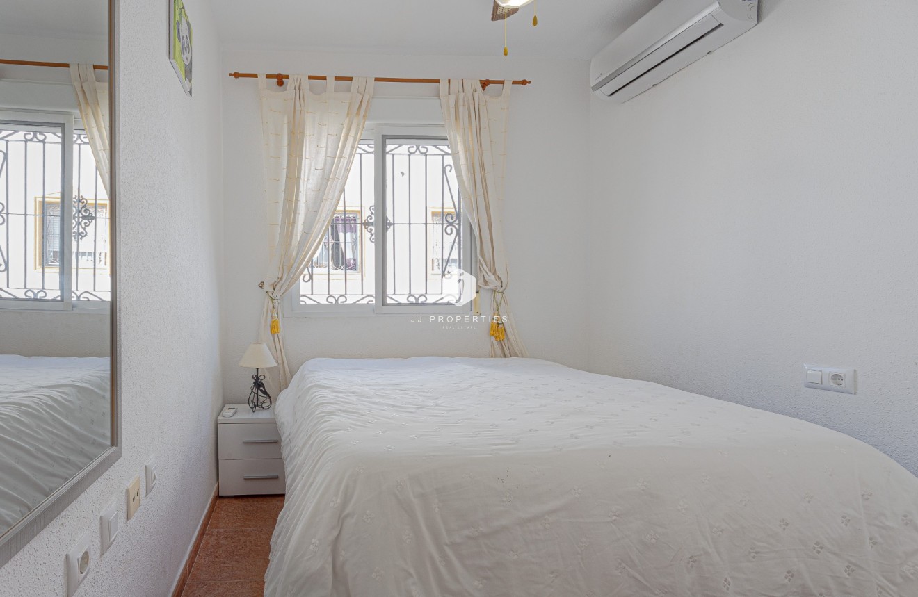 Segunda mano - Villa -
Orihuela Costa - Costa Blanca