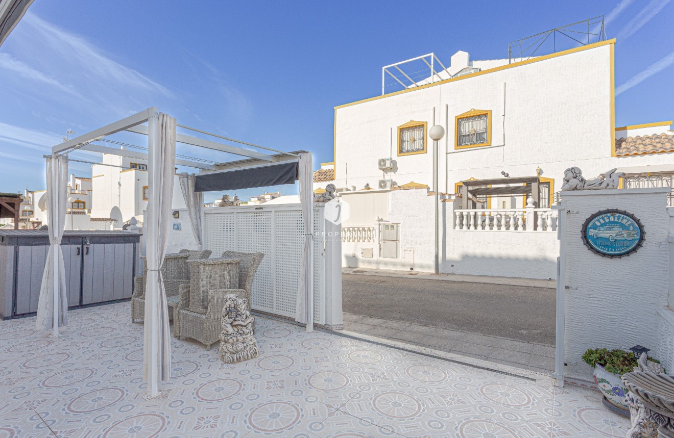 Segunda mano - Villa -
Orihuela Costa - Costa Blanca