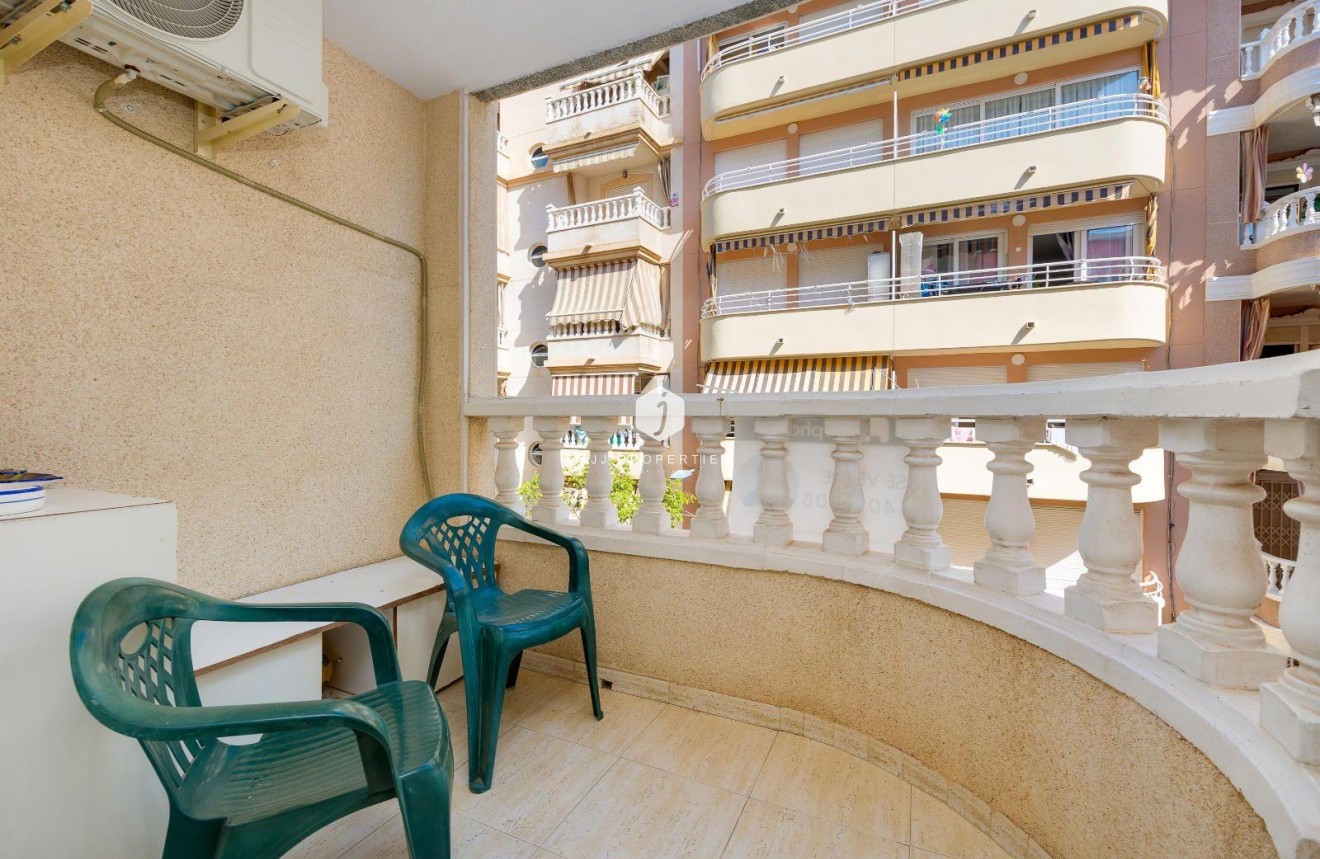 Tweedehands - Appartement / flat -
Torrevieja - Playa del Cura