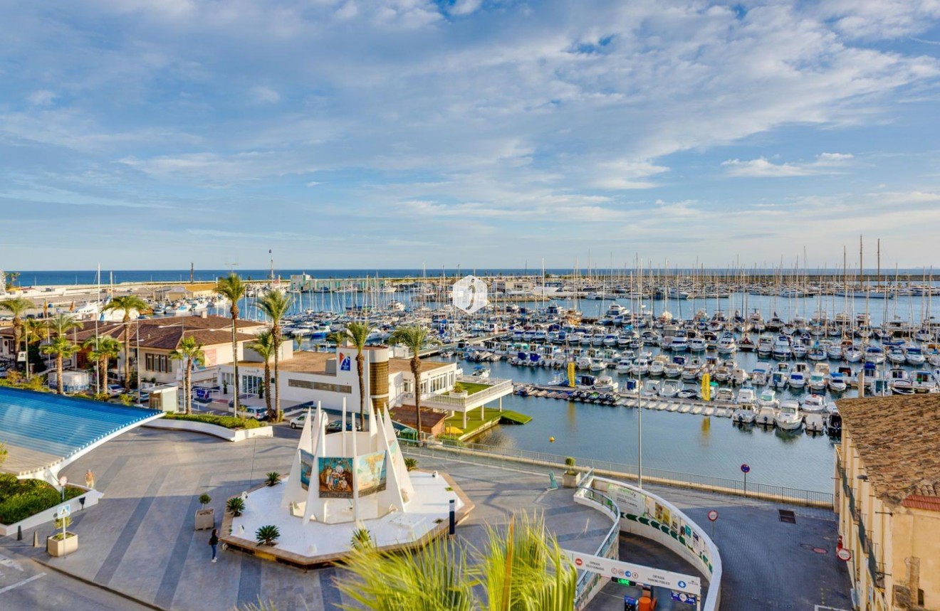 Tweedehands - Appartement / flat -
Torrevieja - Playa del Cura