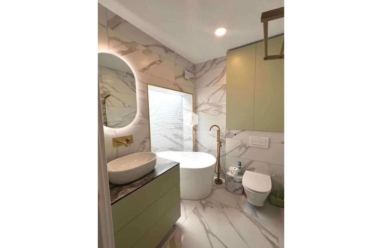 D'occasion - Chalet -
Orihuela Costa - Playa Flamenca