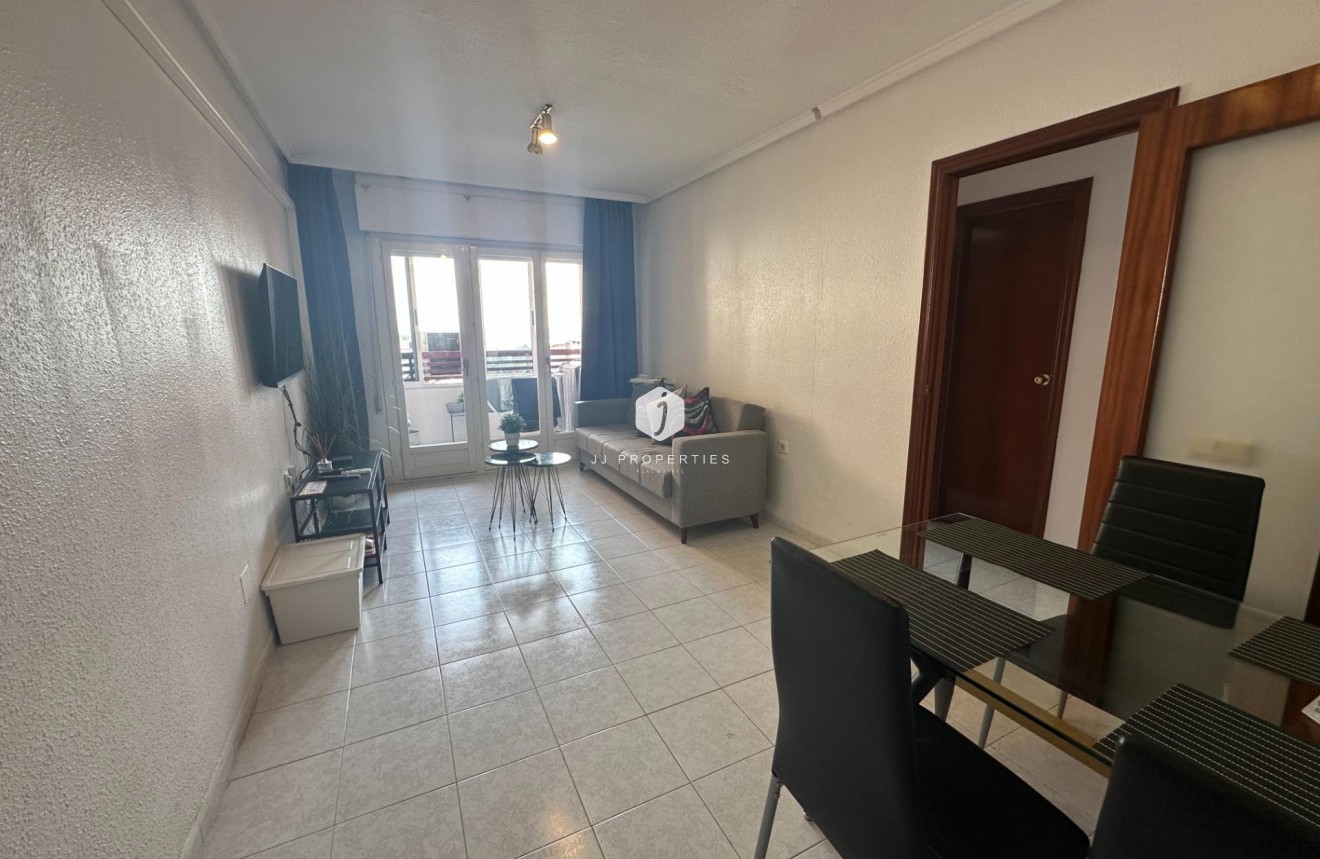 Tweedehands - Appartement / flat -
Torrevieja - Centro