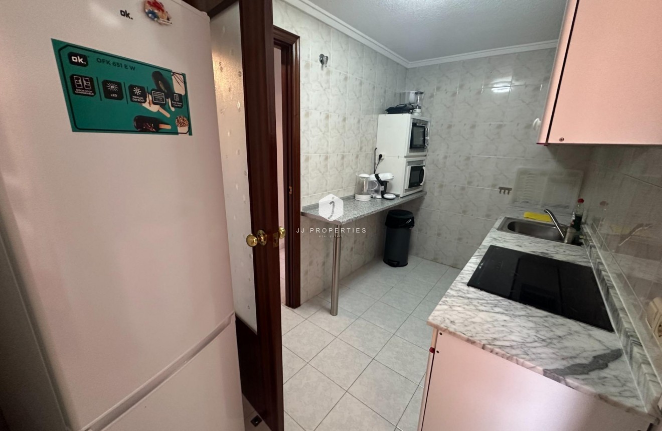 Tweedehands - Appartement / flat -
Torrevieja - Centro