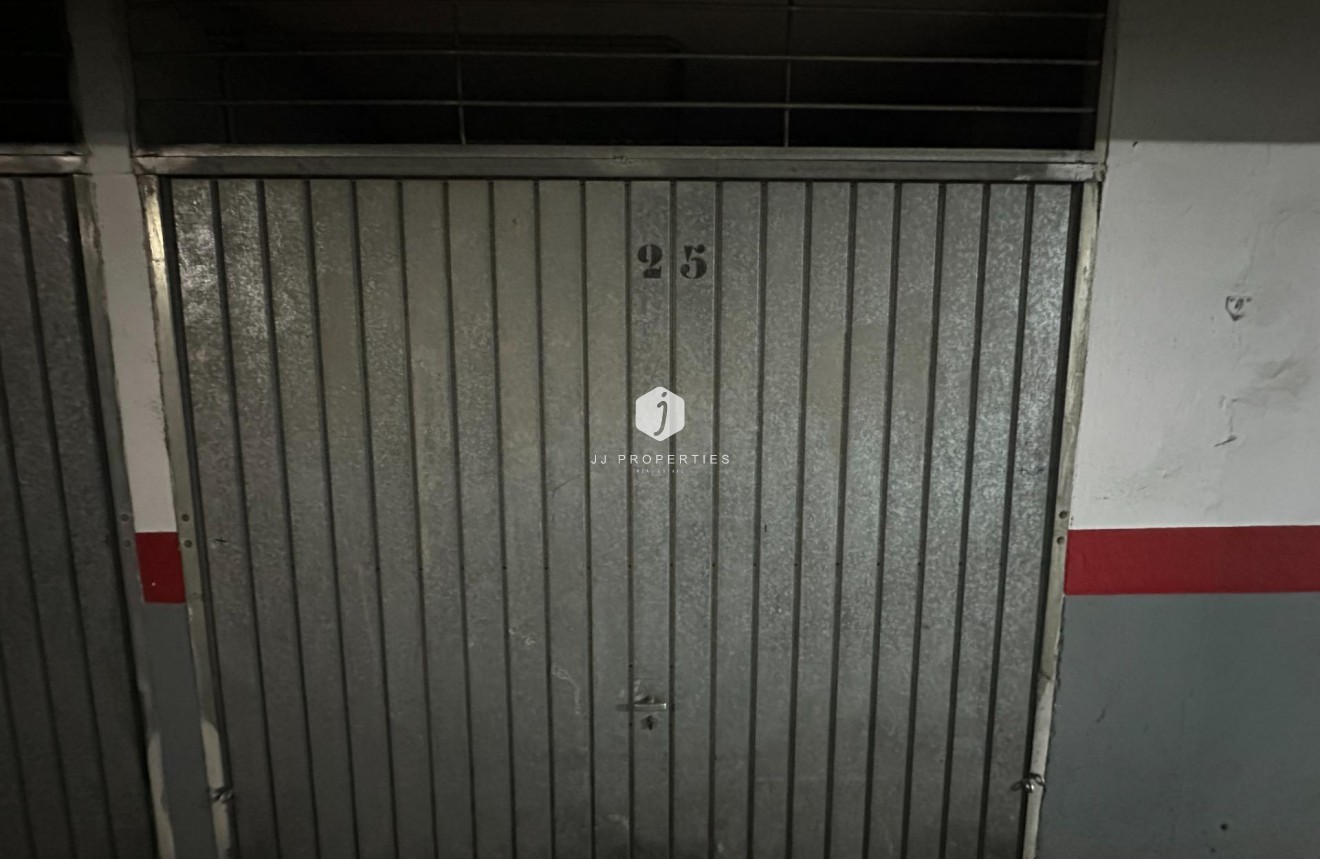 Tweedehands - Appartement / flat -
Torrevieja - Centro