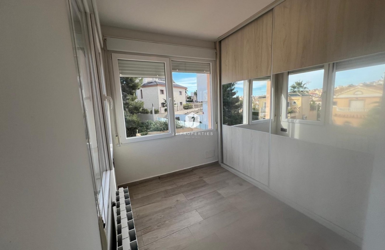 Resale - Villa -
Orihuela Costa - Villamartín-las Filipinas