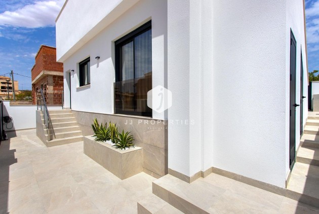 Obra nueva - Chalet -
Sucina